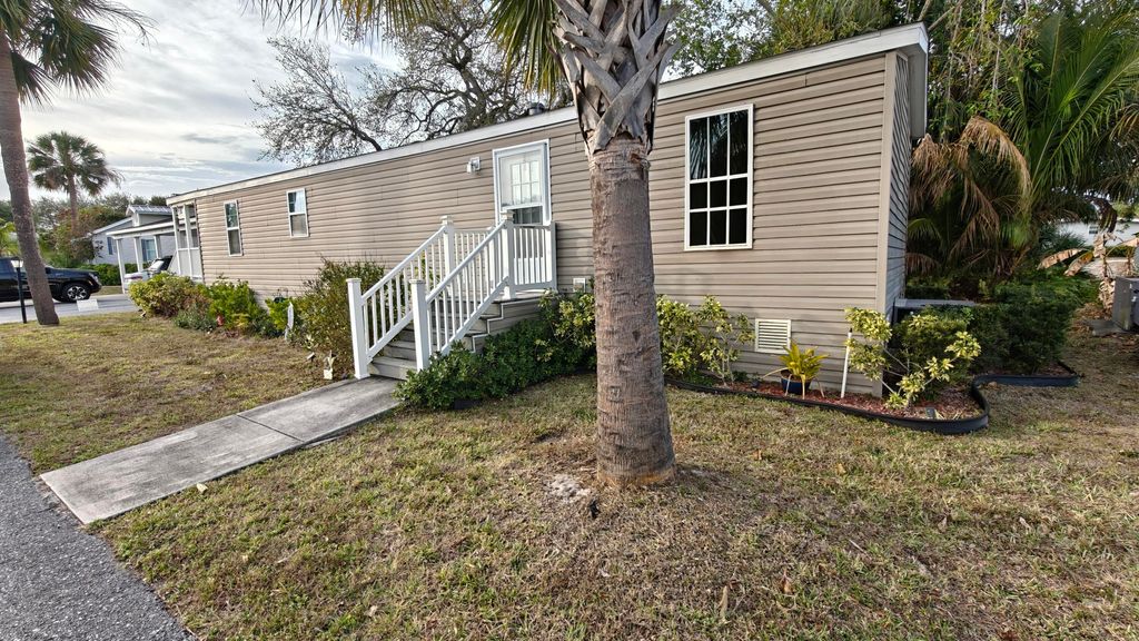 Photo of 2555 Pga Blvd #169, Palm Beach Gardens, FL 33410 (MLS # R11167618)