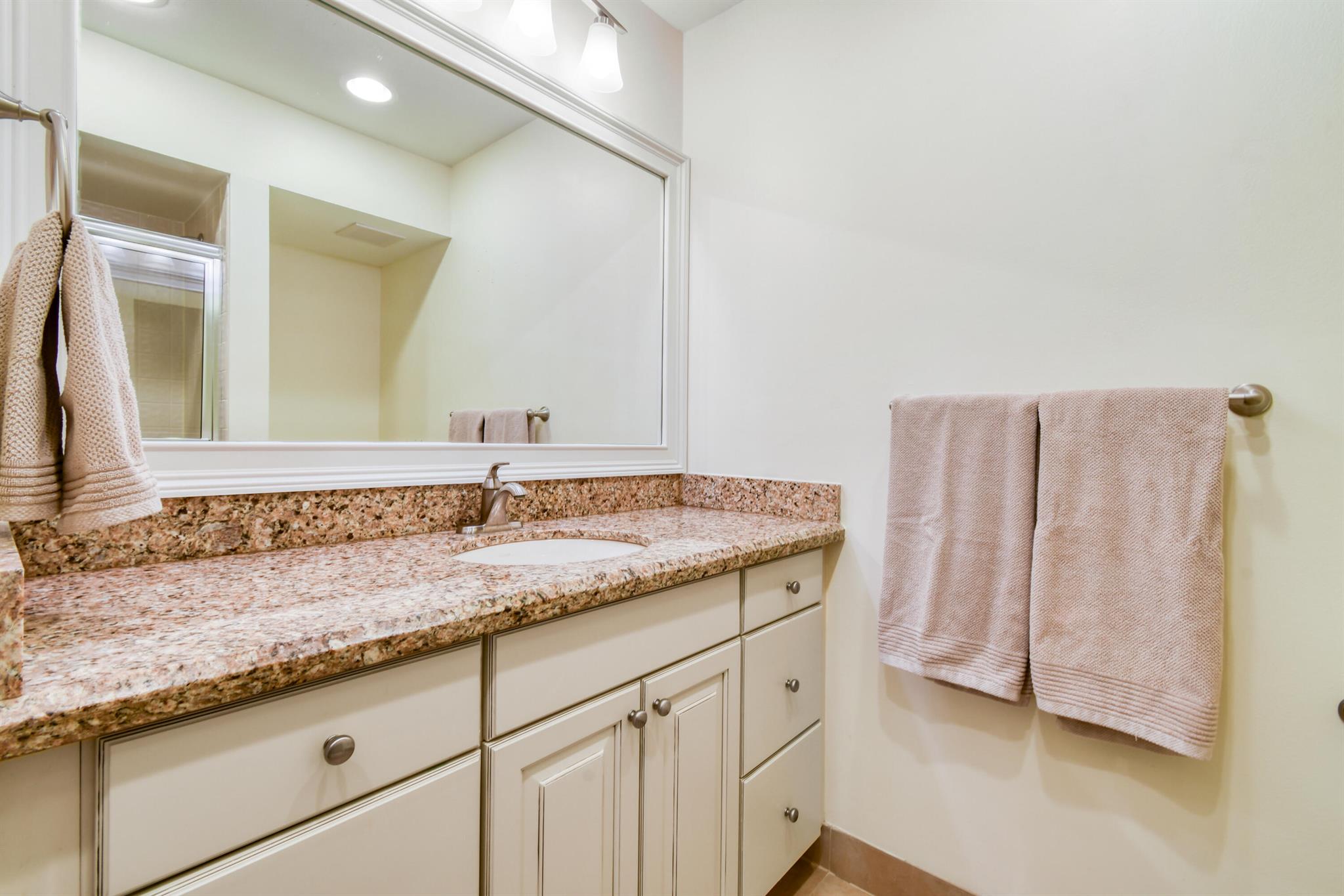 GOLF VILLAS CONDO - Residential