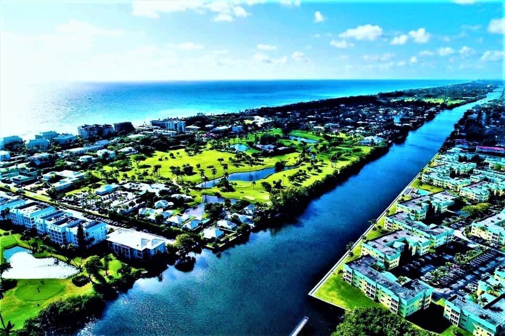 Photo of 15 Colonial Club Drive #300, Boynton Beach, FL 33435 (MLS # R10749291)