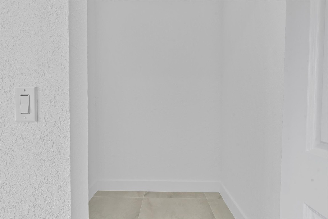 Port Charlotte - Residential