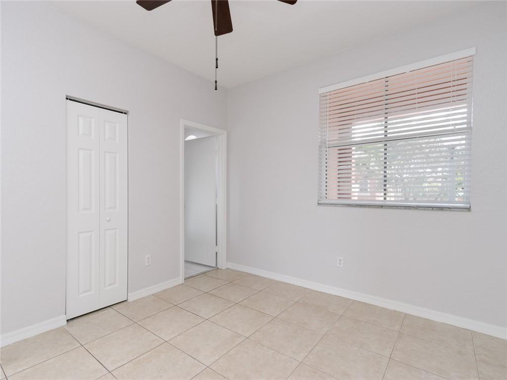 VILLAS AT HARBOR ISLES - Residential