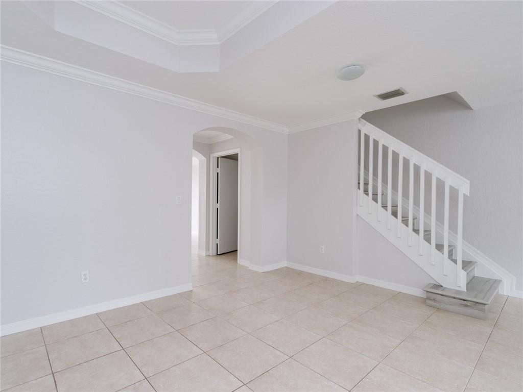 VILLAS AT HARBOR ISLES - Residential