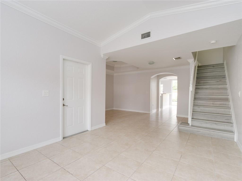 VILLAS AT HARBOR ISLES - Residential