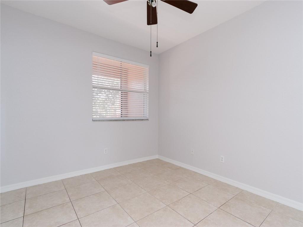 VILLAS AT HARBOR ISLES - Residential