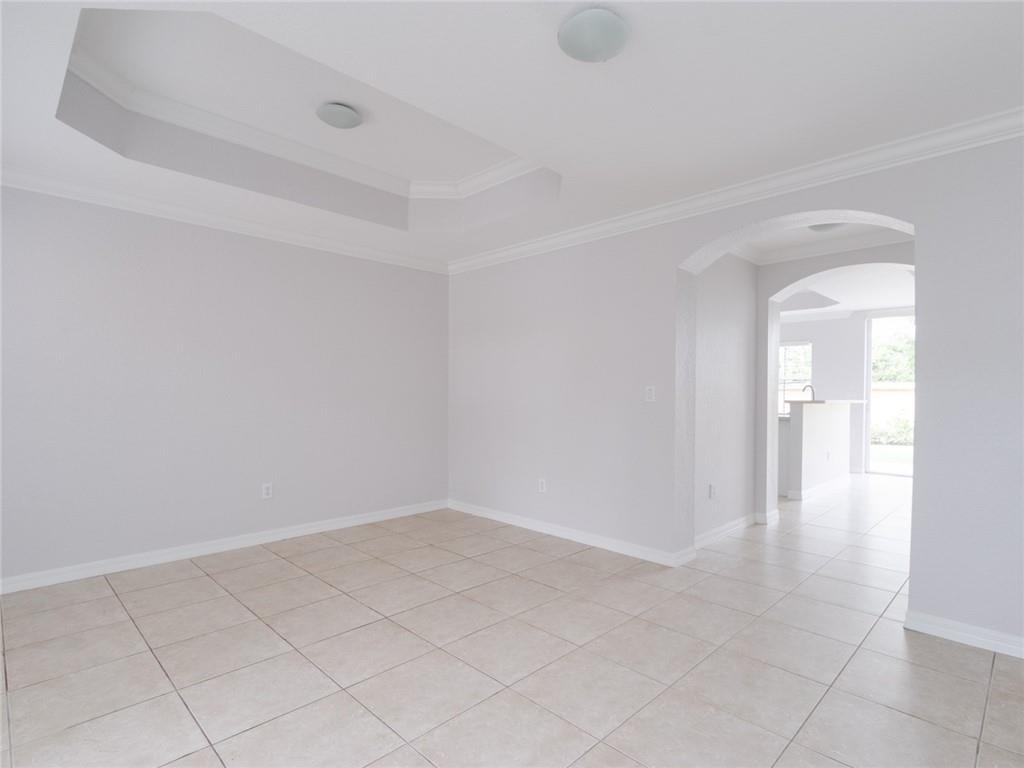 VILLAS AT HARBOR ISLES - Residential