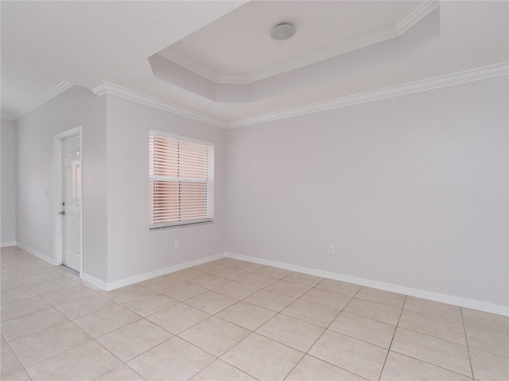 VILLAS AT HARBOR ISLES - Residential