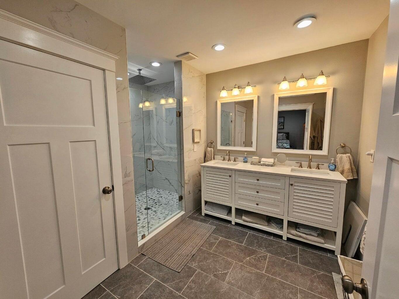 Riverbend Condo - Residential Lease