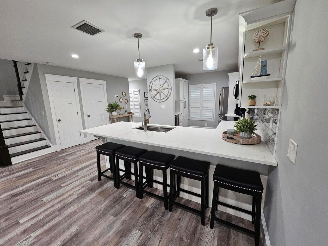 Riverbend Condo - Residential Lease