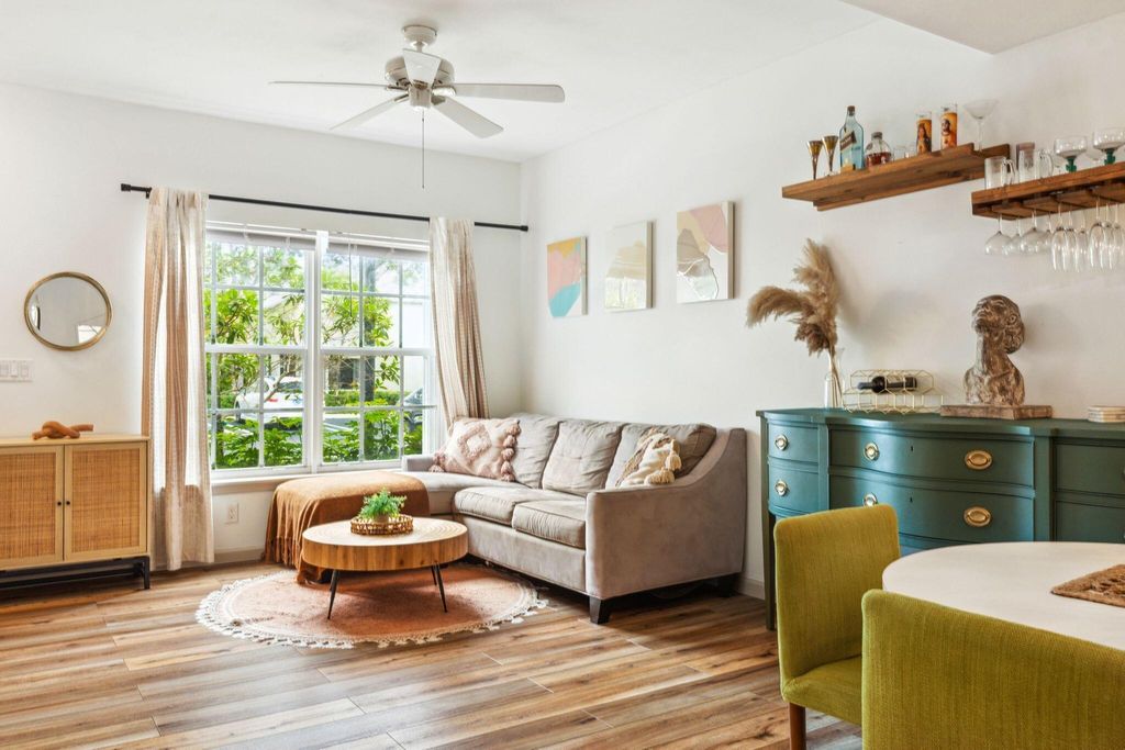 Photo of 828 Kokomo Key Lane, Delray Beach, FL 33483 (MLS # R10951529)