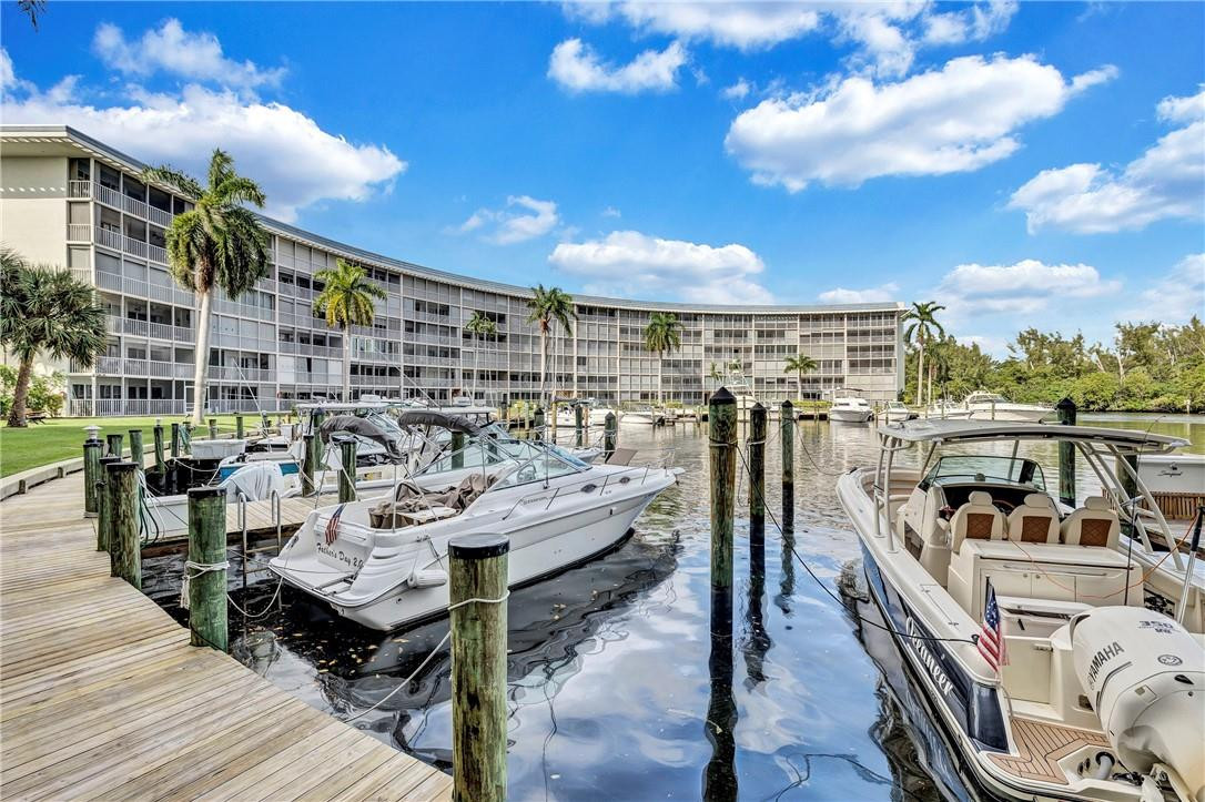 Hillsboro Cove - Residential