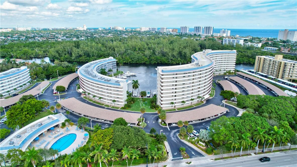 Hillsboro Cove - Residential