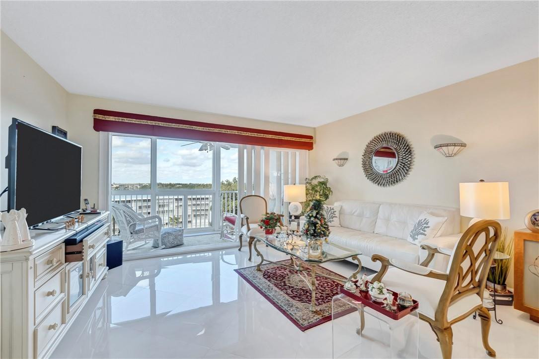 Hillsboro Cove - Residential