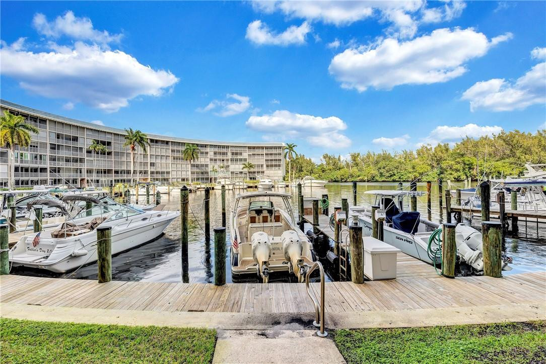 Hillsboro Cove - Residential