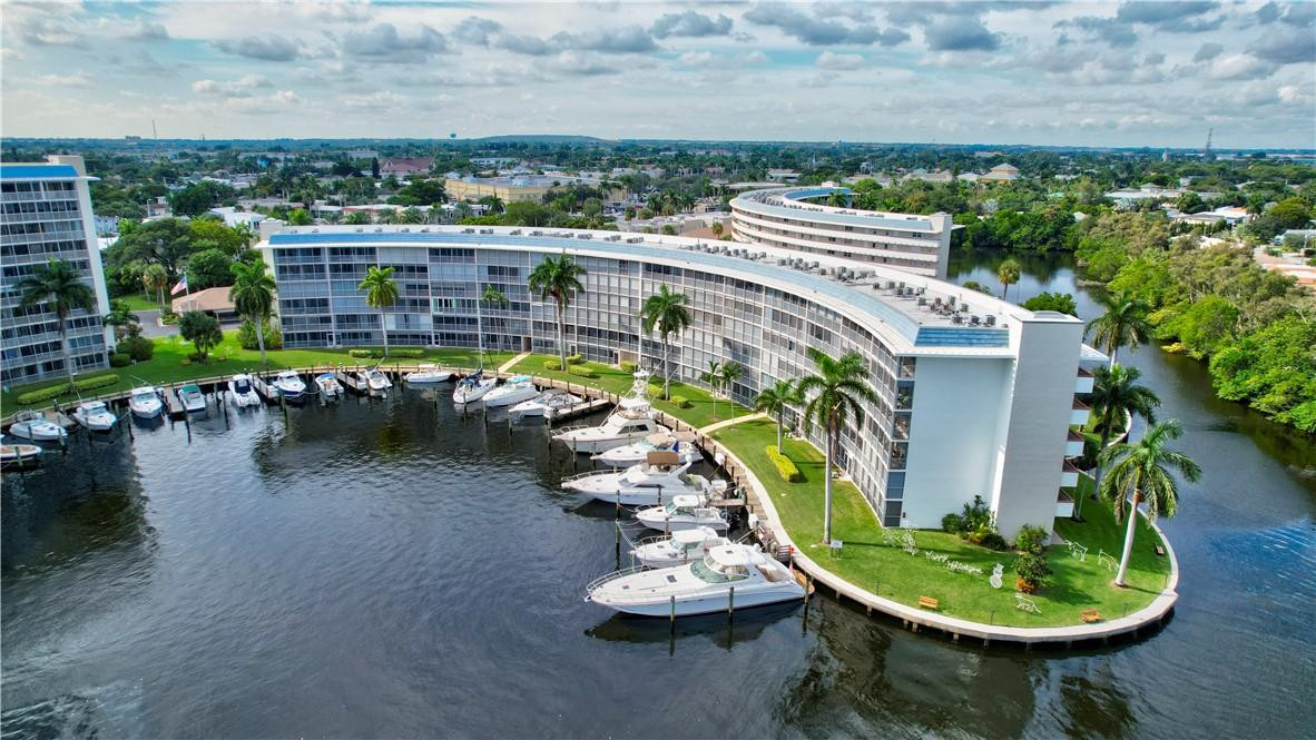 Hillsboro Cove - Residential