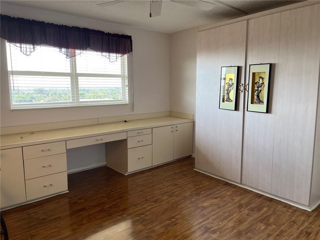 Hillsboro Cove - Residential