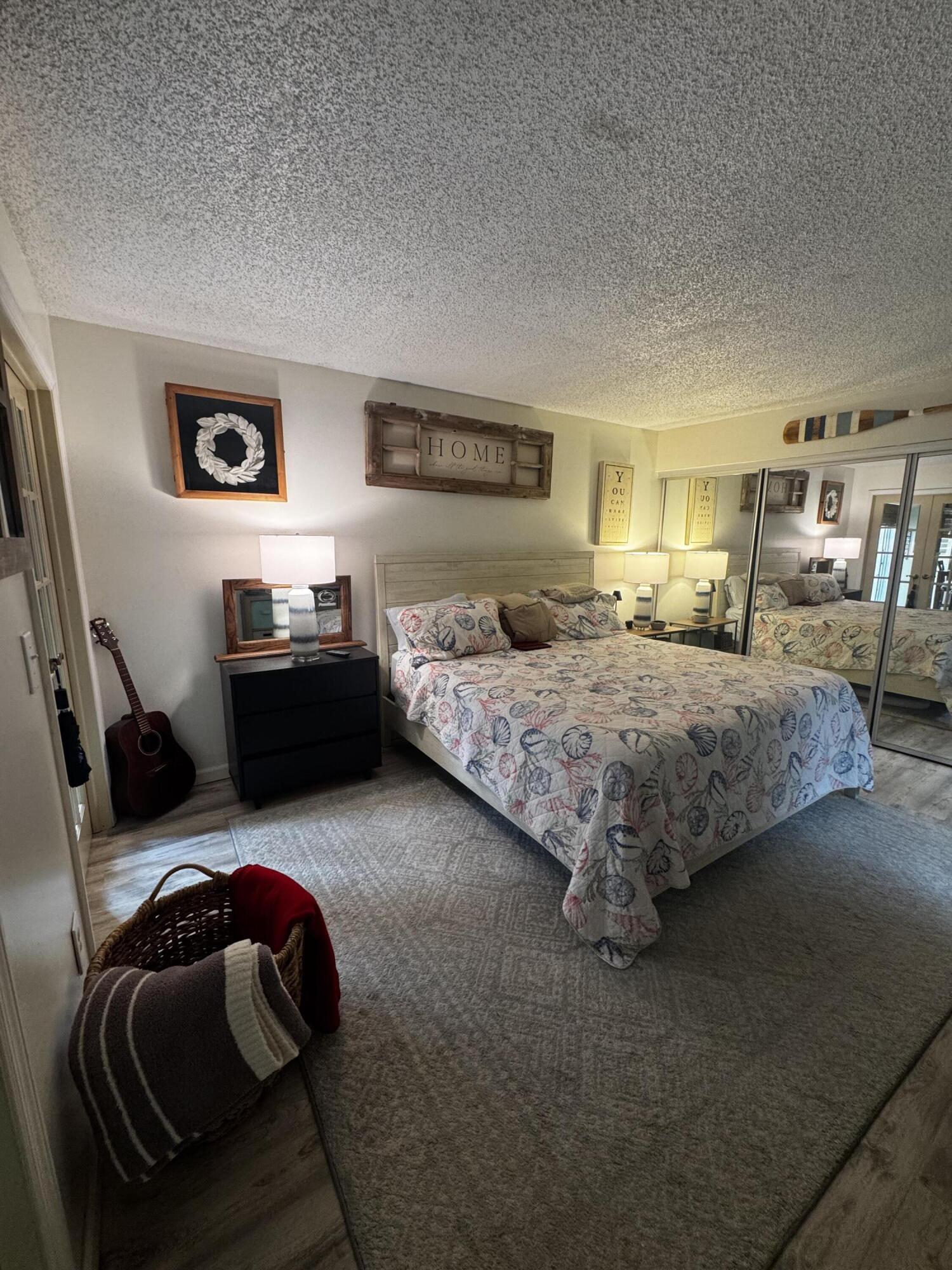 SEA LOFTERS COND DECL FILED 12-3-79 - Residential Lease