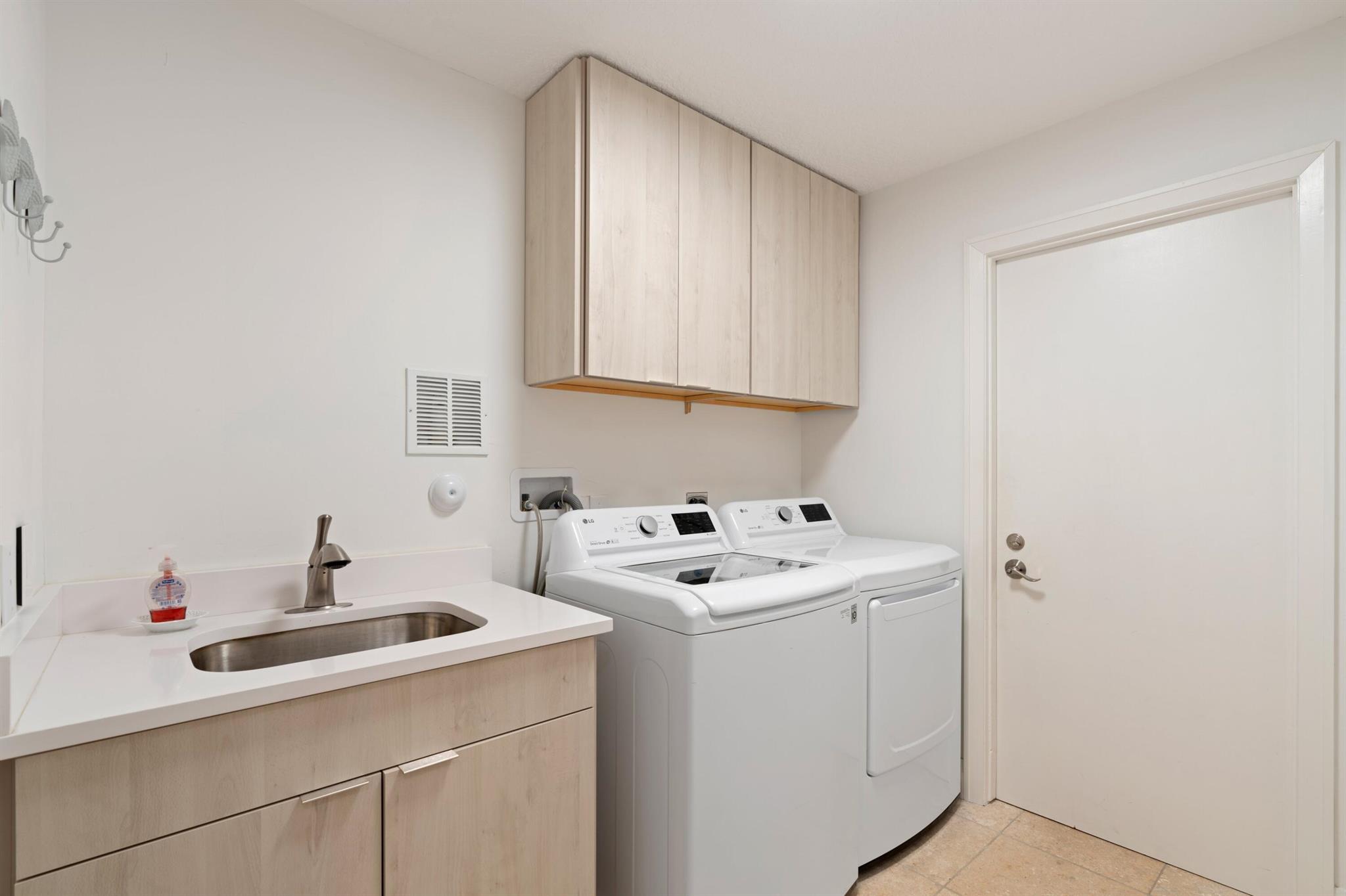 RIDGE AT THE BLUFFS - Residential Lease
