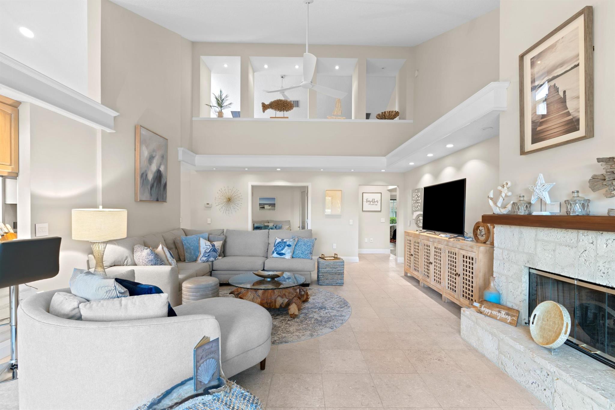 RIDGE AT THE BLUFFS - Residential Lease