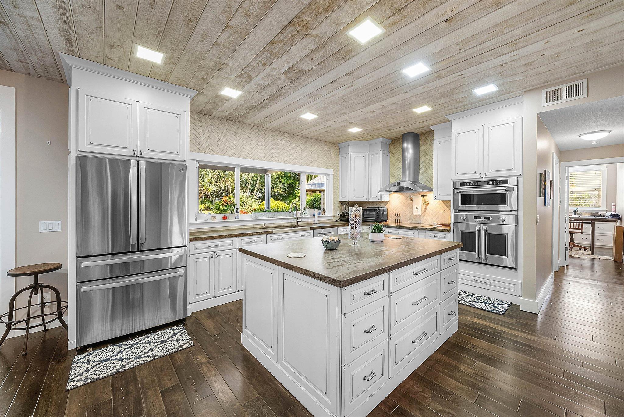 STEEPLECHASE - Residential