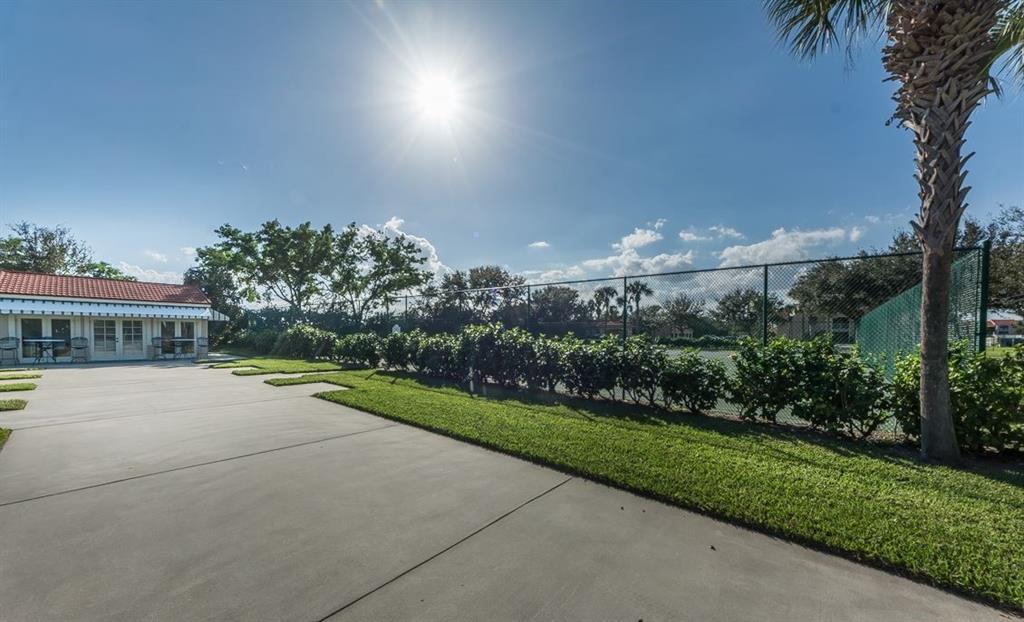 LAGUNA OF VERO BEACH - Residential