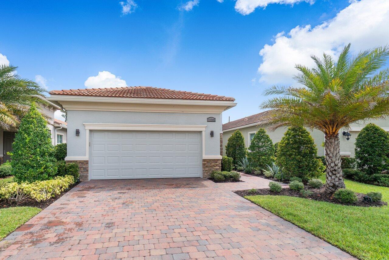 VERANO PUD NO 1 PLAT 21 - Residential