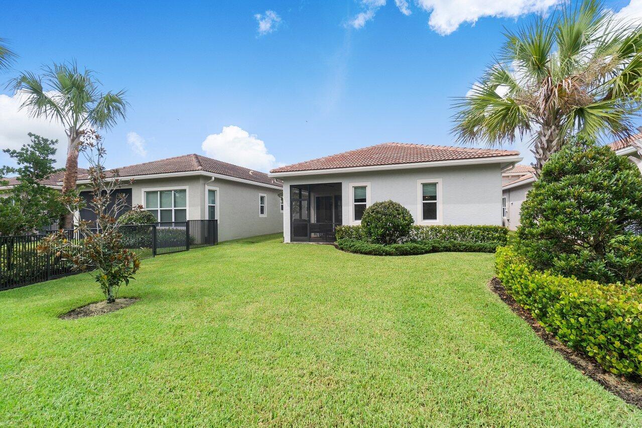 VERANO PUD NO 1 PLAT 21 - Residential