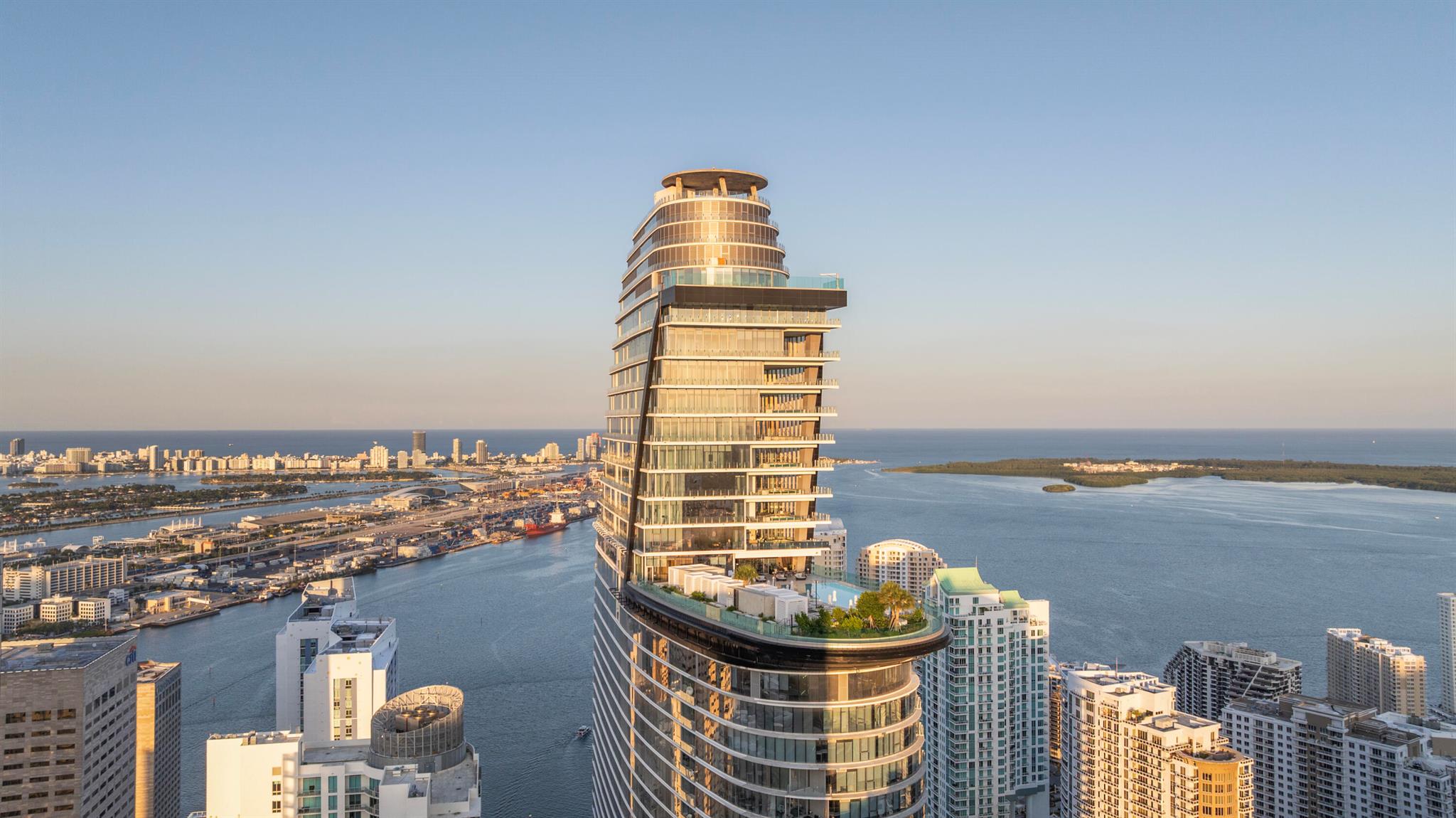 300 Biscayne Blvd Way 2004