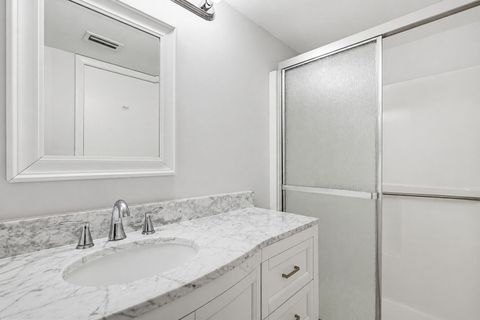 Tiny photo for 7245 Golf Colony Court #204, Lake Worth, FL 33467 (MLS # B26022319)