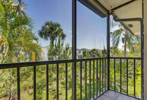 Tiny photo for 7245 Golf Colony Court #204, Lake Worth, FL 33467 (MLS # B26022319)