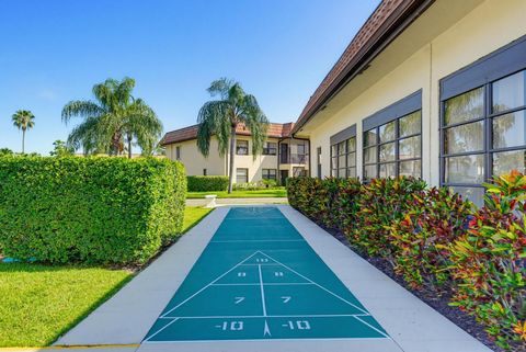 Tiny photo for 7245 Golf Colony Court #204, Lake Worth, FL 33467 (MLS # B26022319)