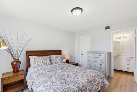 Tiny photo for 7245 Golf Colony Court #204, Lake Worth, FL 33467 (MLS # B26022319)