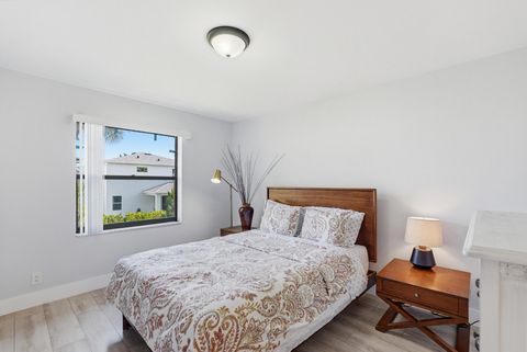 Tiny photo for 7245 Golf Colony Court #204, Lake Worth, FL 33467 (MLS # B26022319)