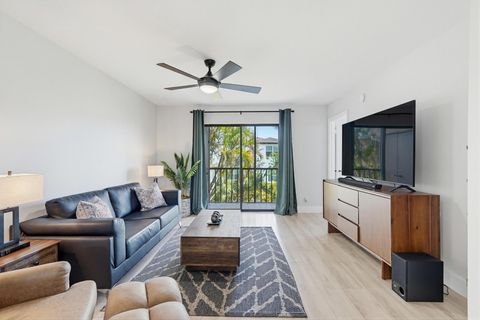 Tiny photo for 7245 Golf Colony Court #204, Lake Worth, FL 33467 (MLS # B26022319)