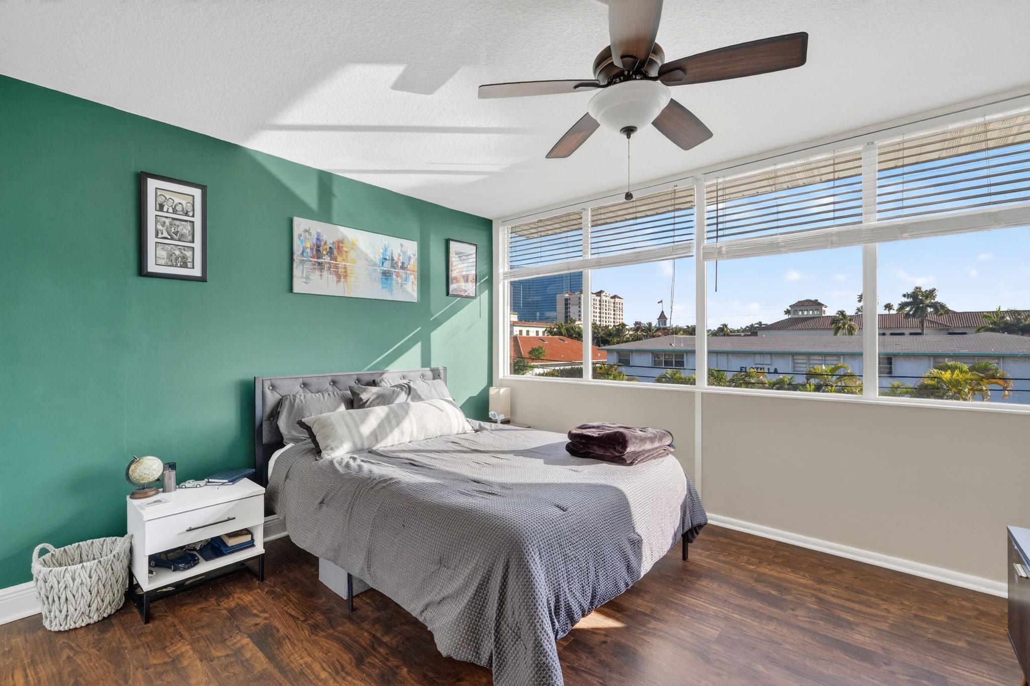 Quarterdeck Condominium - Residential