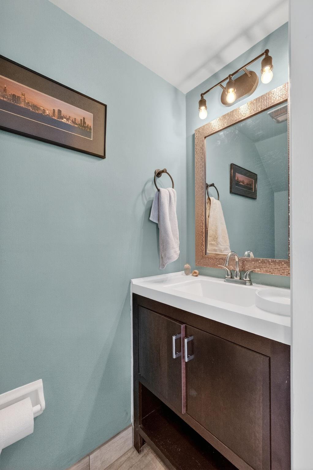 Quarterdeck Condominium - Residential