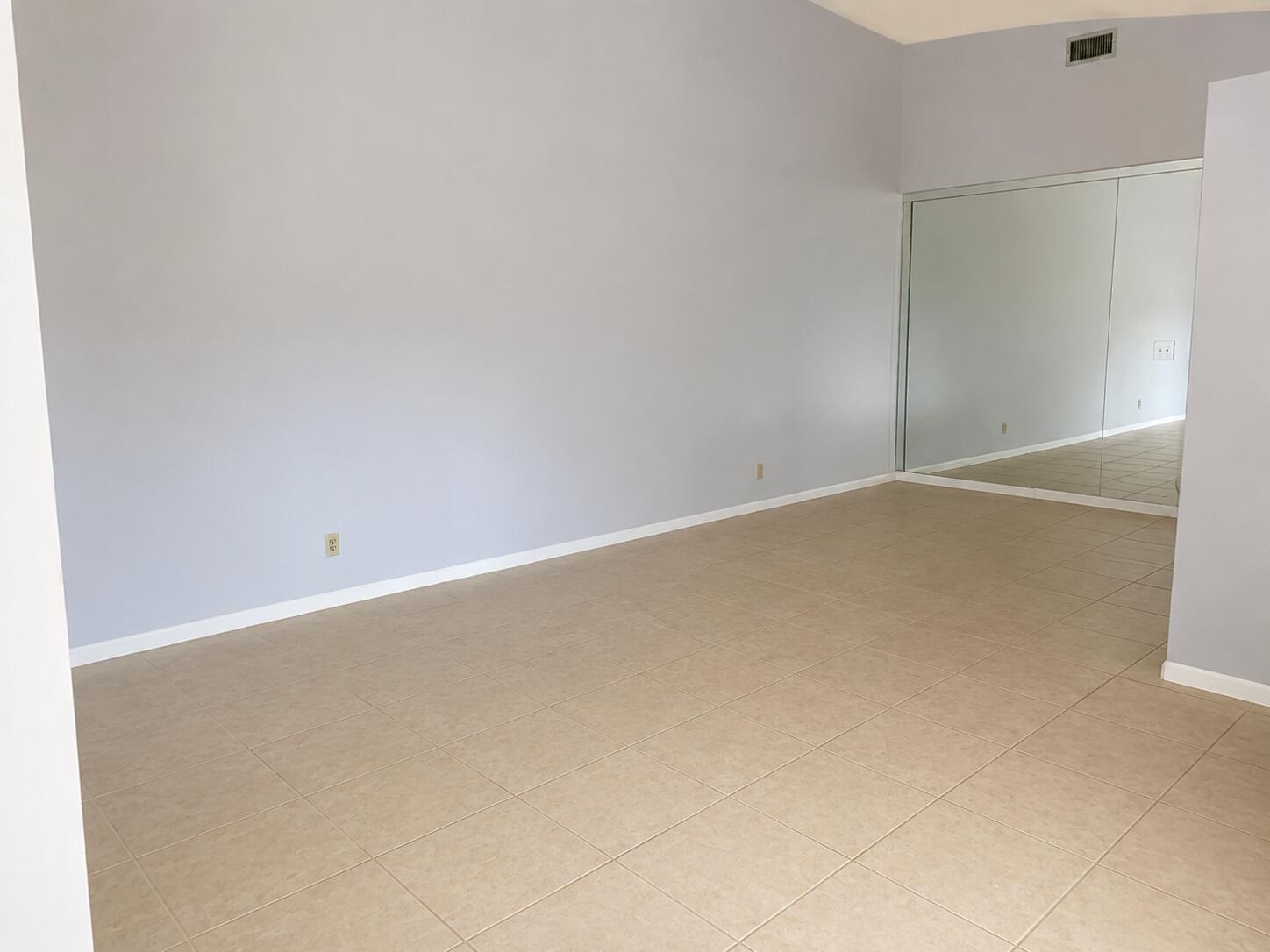 NORTHPOINTE I - Residential Lease