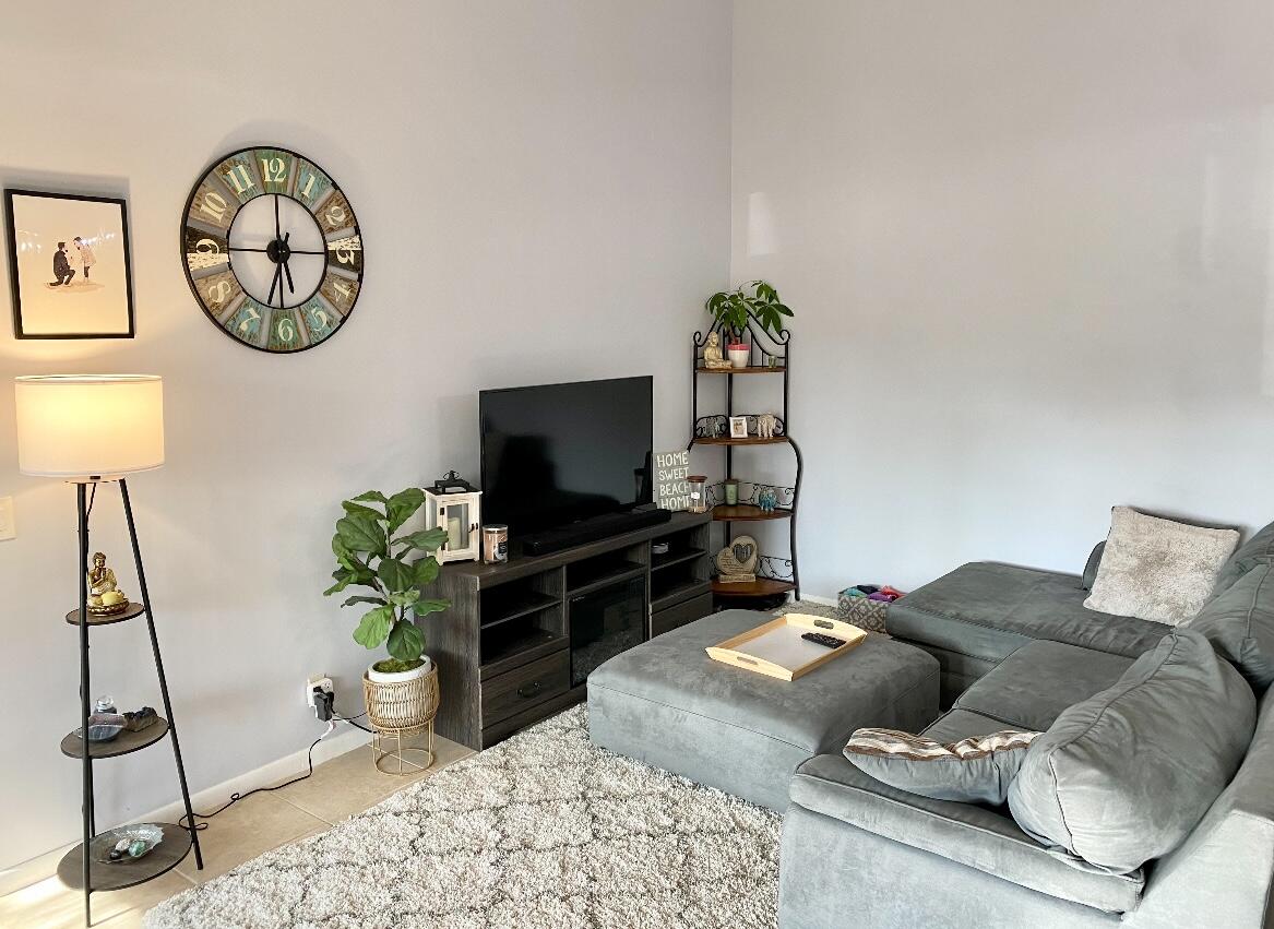 NORTHPOINTE I - Residential Lease