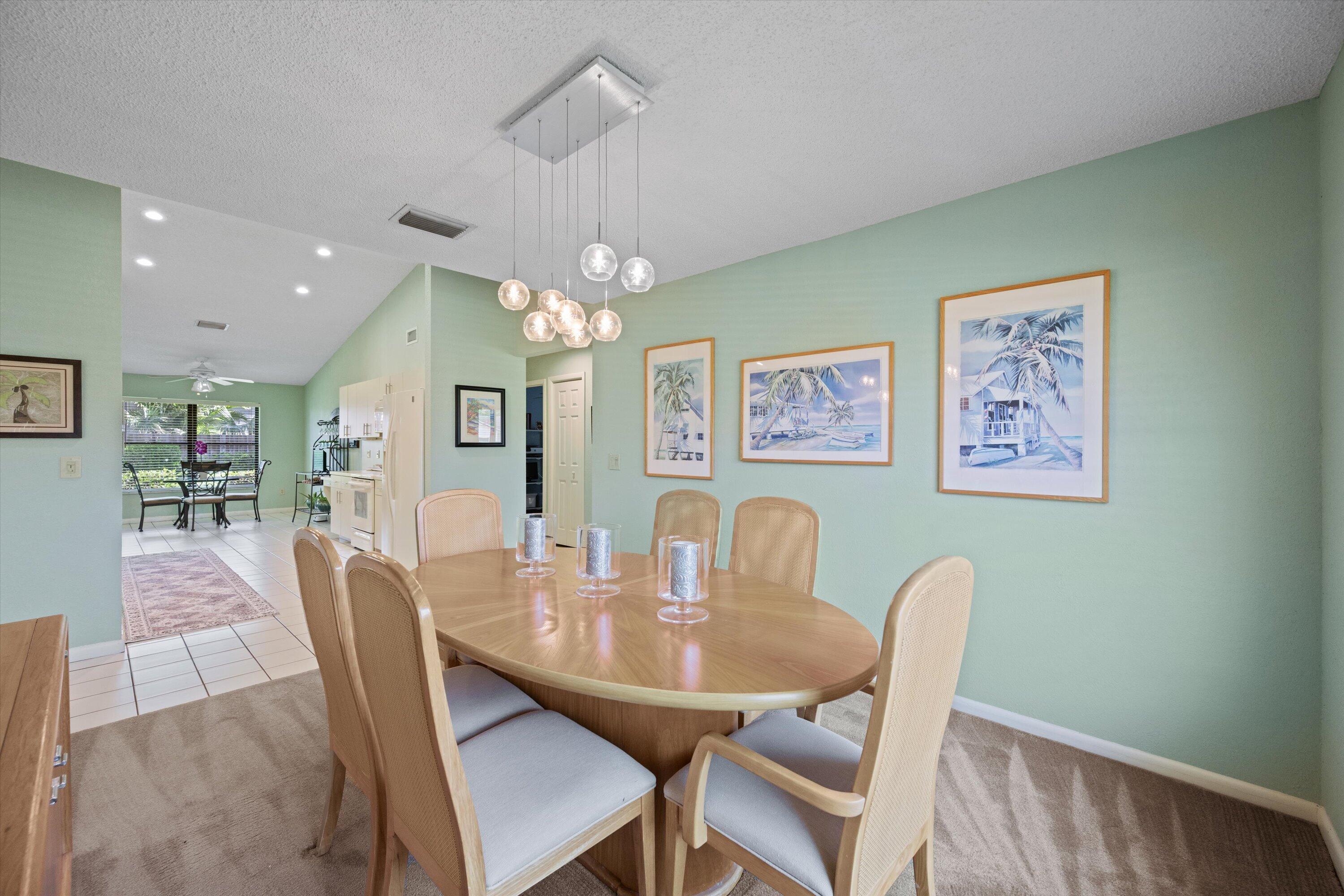 SUGAR POND MANOR OF WELLINGTON - Residential