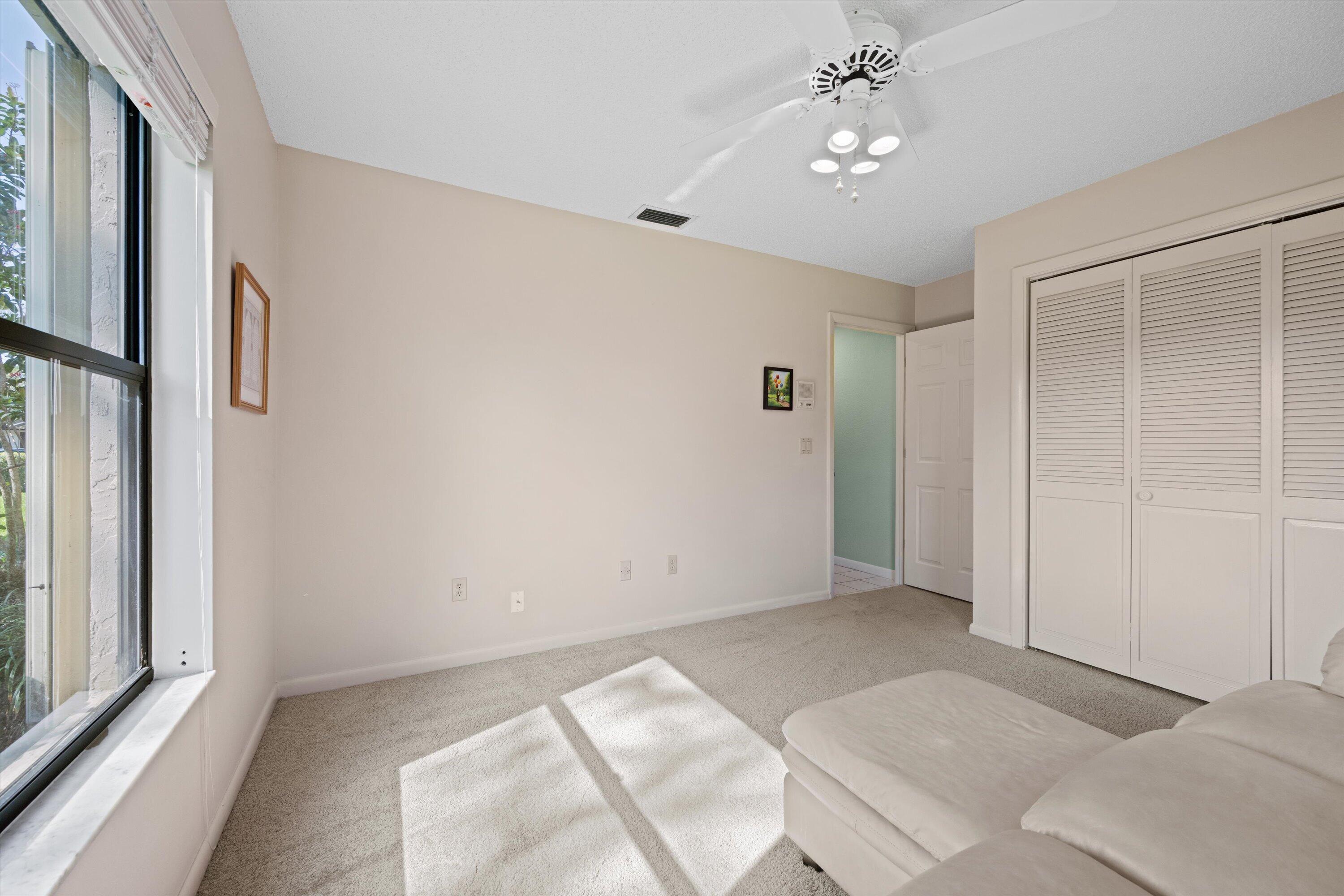 SUGAR POND MANOR OF WELLINGTON - Residential