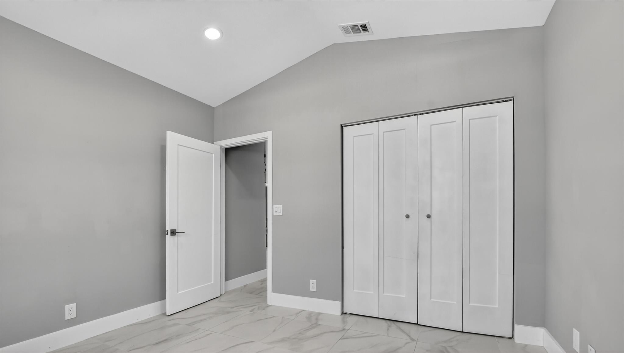 PIPERS GLEN A-3 - Residential