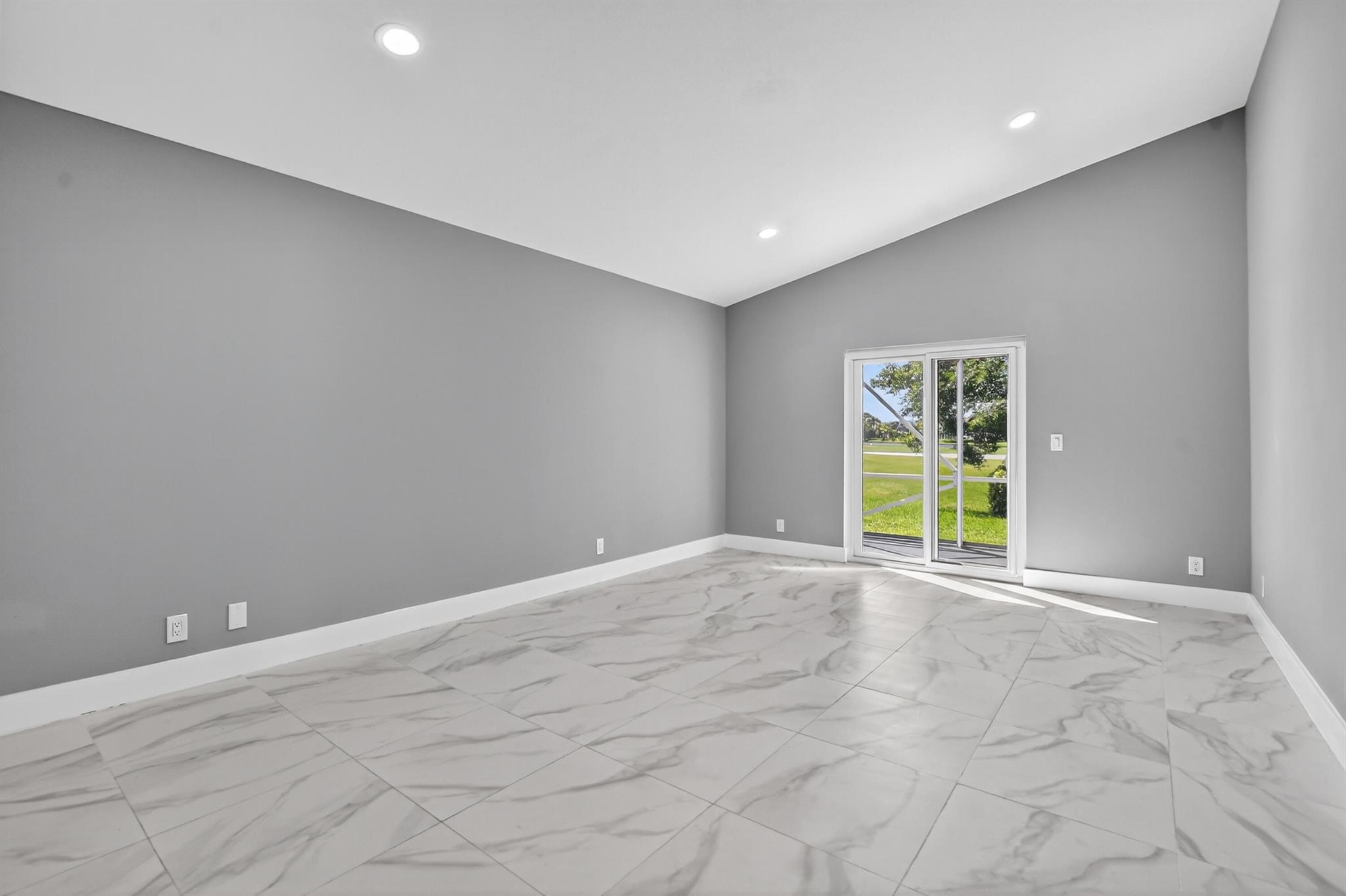 PIPERS GLEN A-3 - Residential