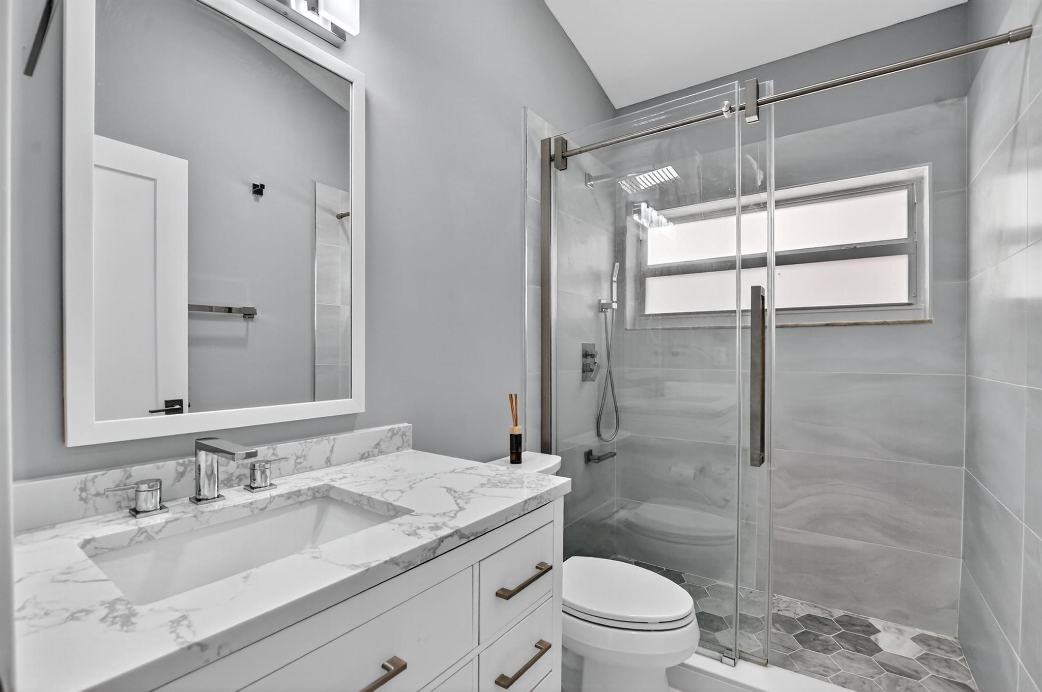 PIPERS GLEN A-3 - Residential