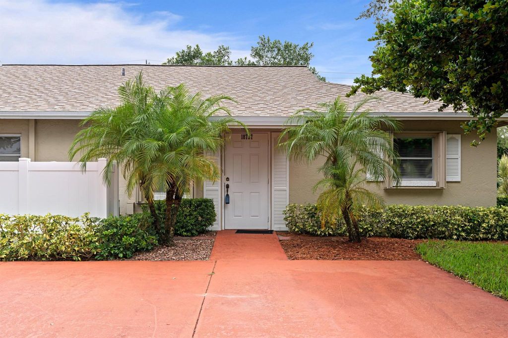 Photo of 18737 Candlewick Drive, Boca Raton, FL 33496 (MLS # R10926688)
