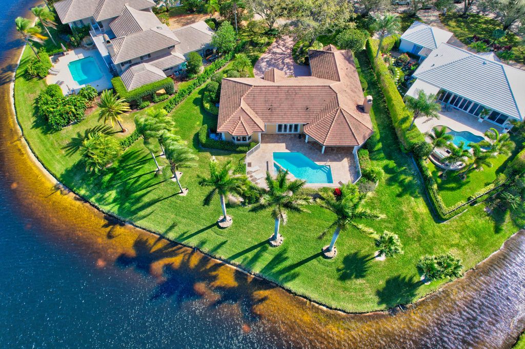 Photo of 10123 SE White Pelican Way, Tequesta, FL 33469 (MLS # R10781211)