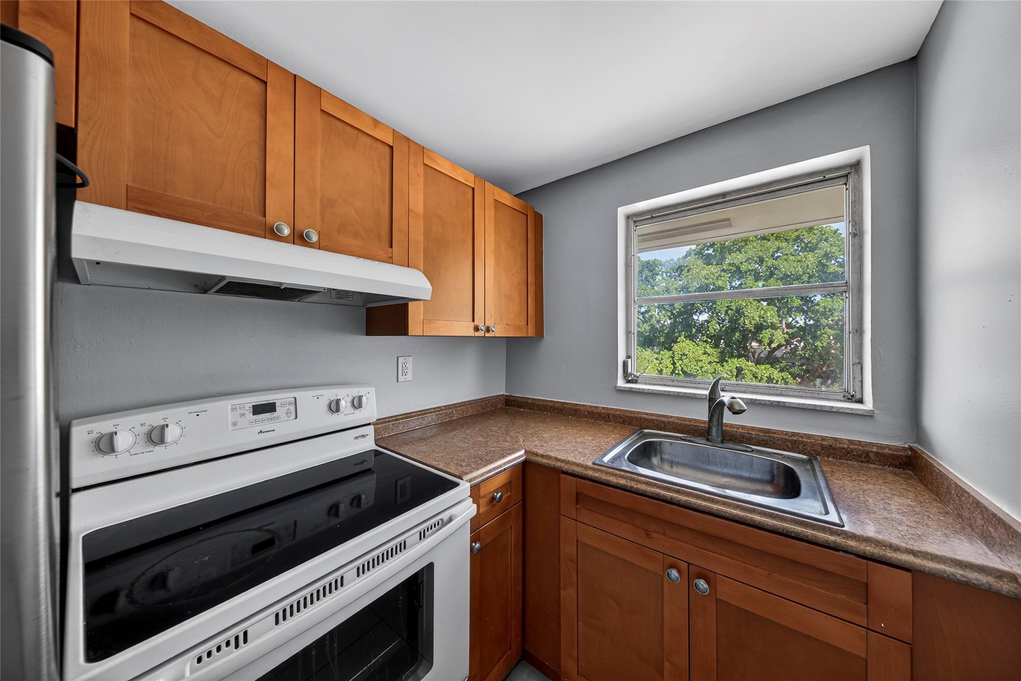 Gateway Arms Condo - Residential Lease