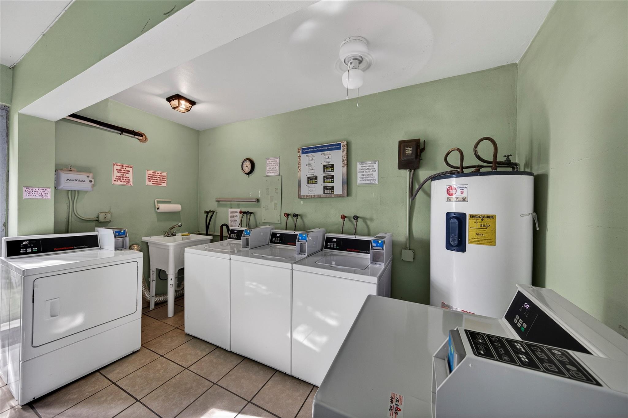 Gateway Arms Condo - Residential Lease