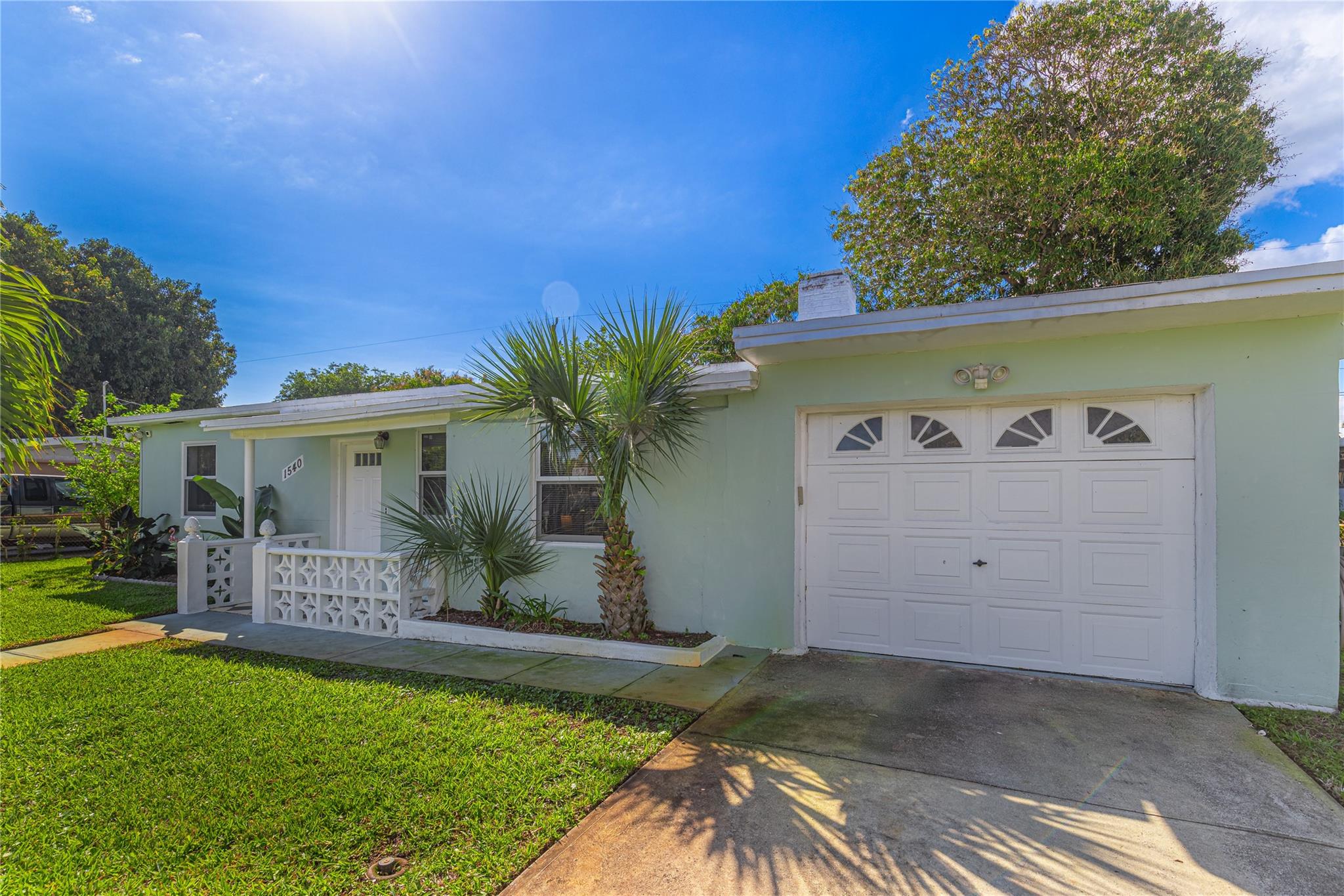 1540 NE 48th Ct