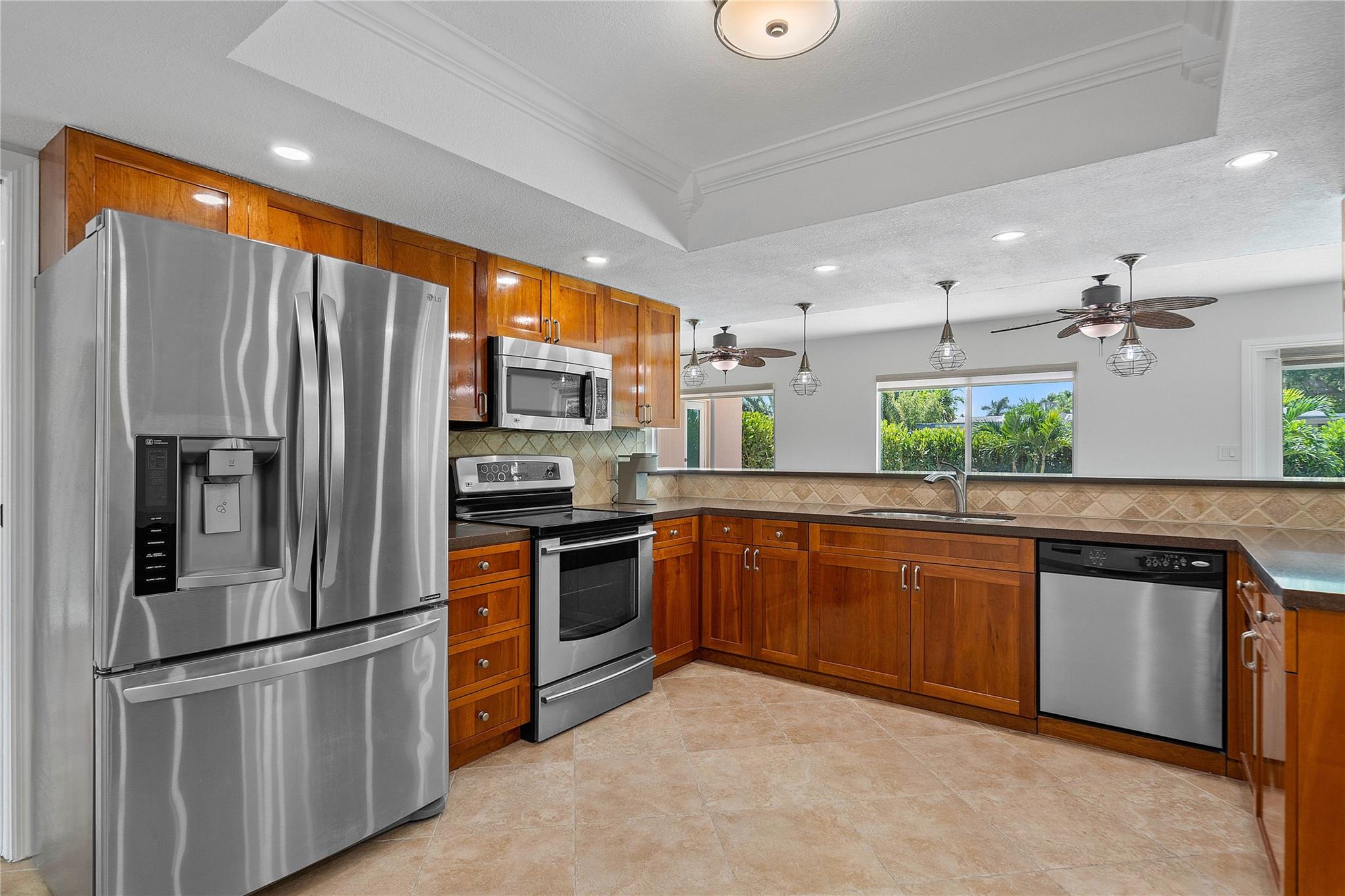 Hollywood Hills Amd 6-31 - Residential Lease