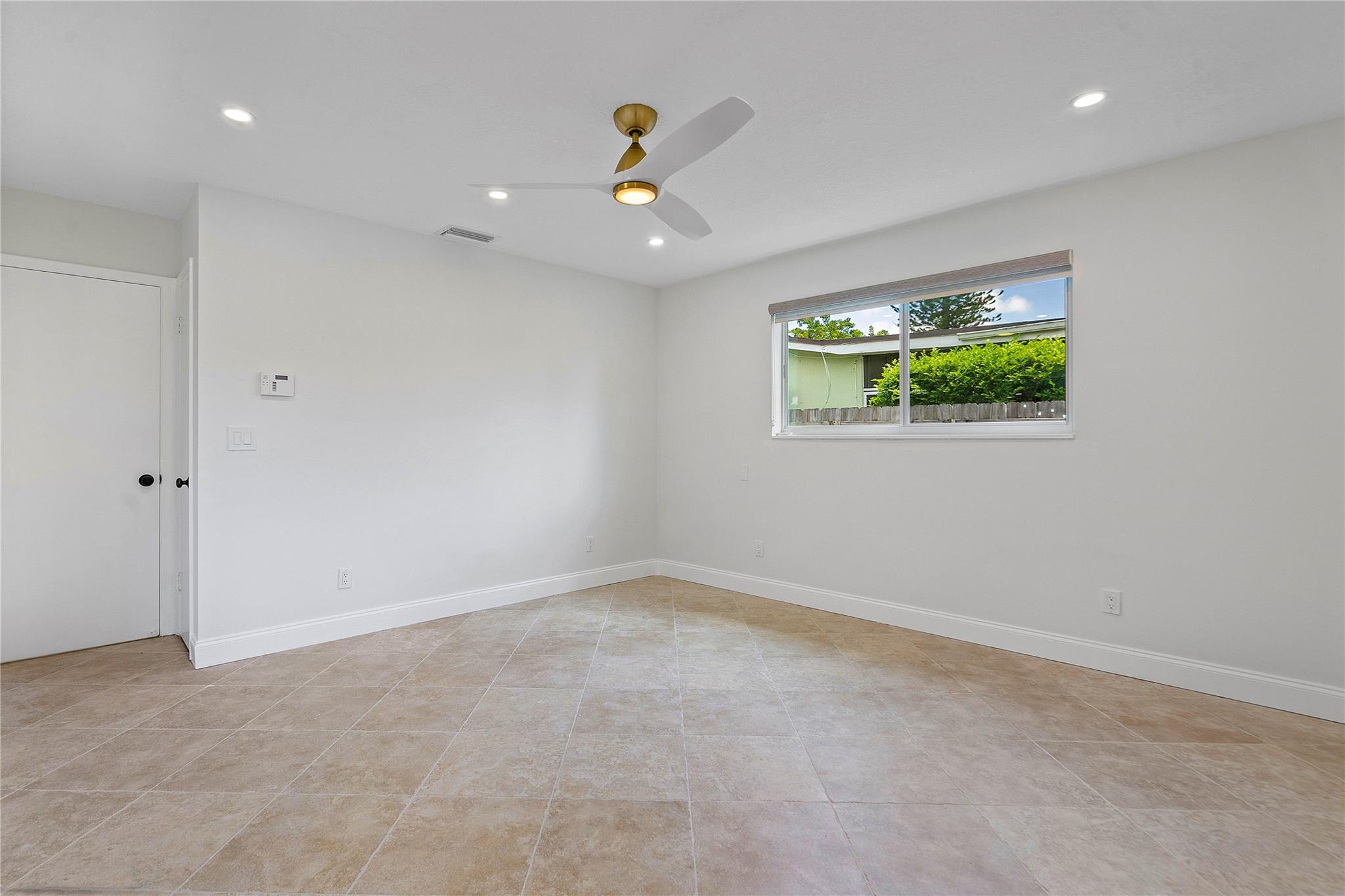 Hollywood Hills Amd 6-31 - Residential Lease
