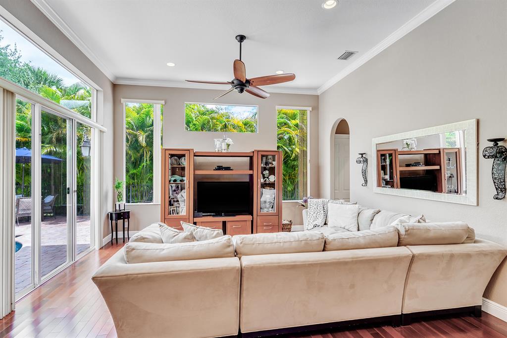 GOLF CLUB EST - Residential